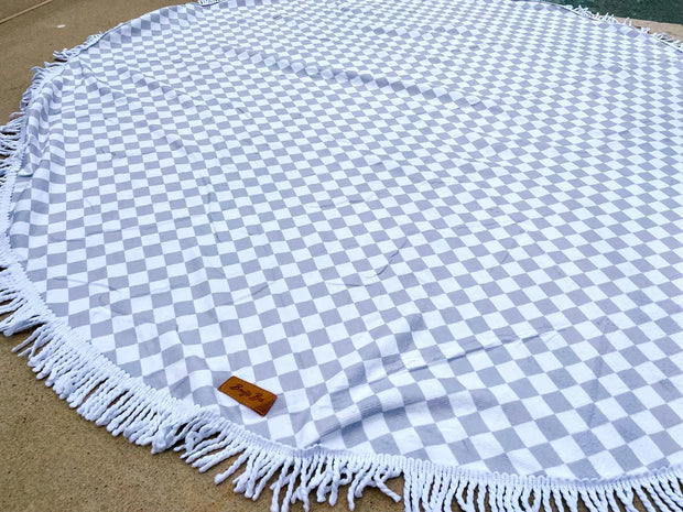 Round Checkered Towel