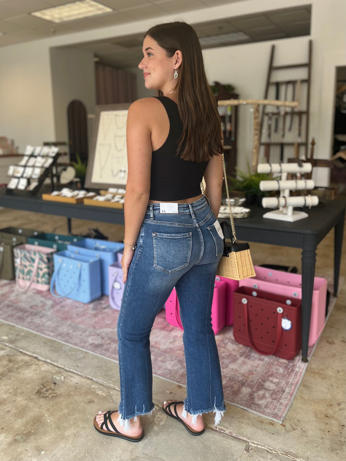 Dream V Crop - Black